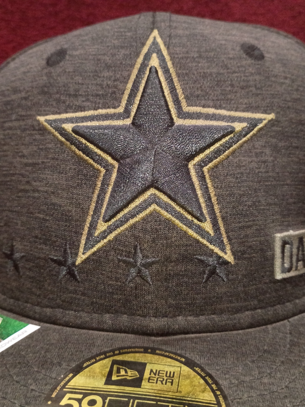 New Era Men's Gray and Gold Star Embroidered 59FIFTY Cap